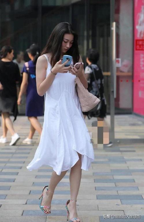 白裙搭配图片,白裙映衬下的优雅时光  第2张